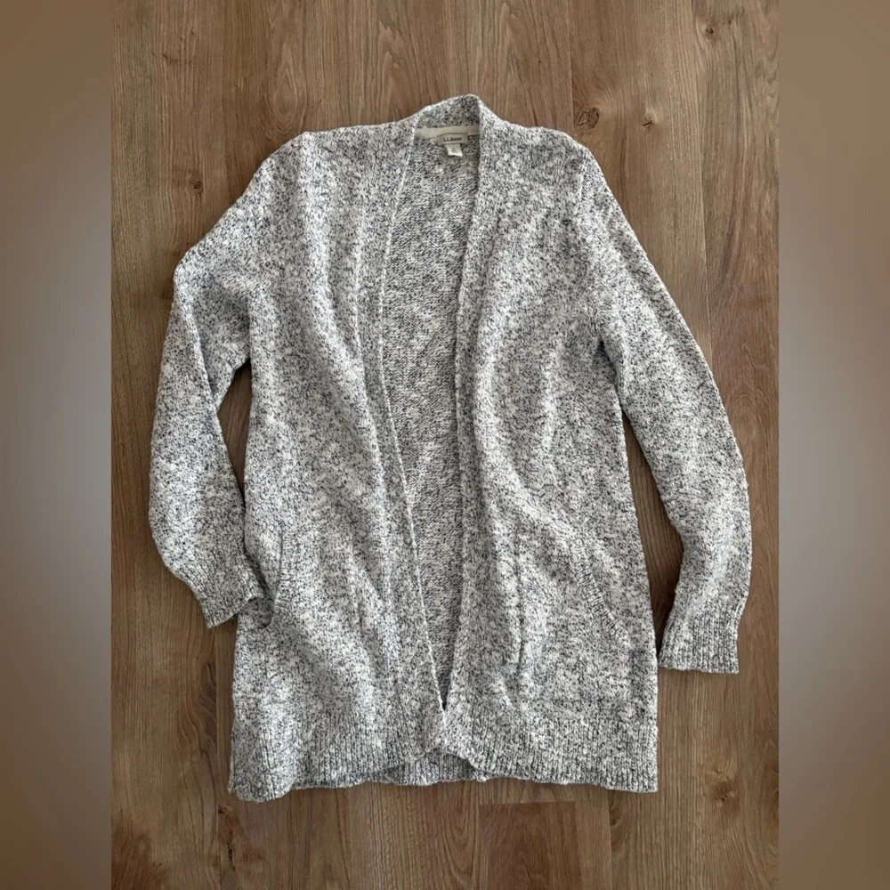 L.L. Bean Women's Marled Blue and White Cotton Cardigan - Picture 1 of 5